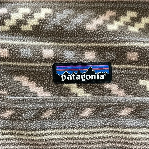 Patagonia Brown and Pink Patterned Sweater - Picture 2 of 3
